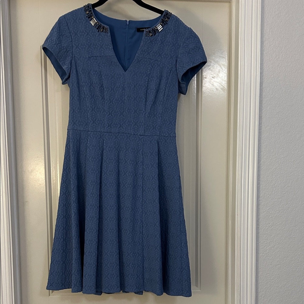 Nanette Lepore - Cap sleeve Back Zip Fit & Flare Dress. Size 6.